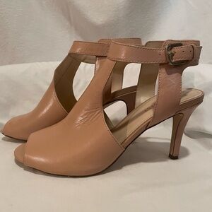 Nine West Peep-Toe Tan Heels